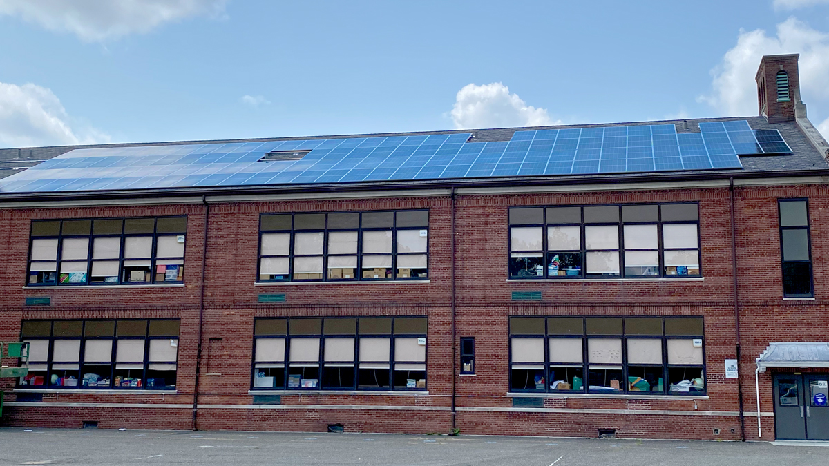Teaneck school district Lowell elementary solar installation