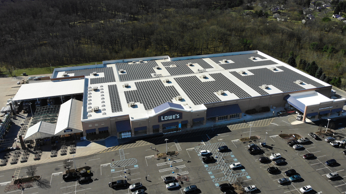 Lowe's stores solar roof